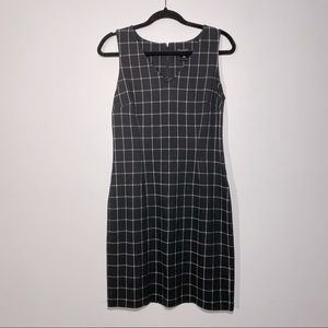 Ann Taylor Black and White V-Neck Dress